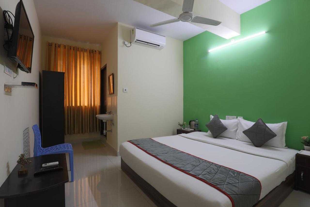 Green Tree Hotel-Near Vfs Global And Ramee Mall 钦奈 外观 照片
