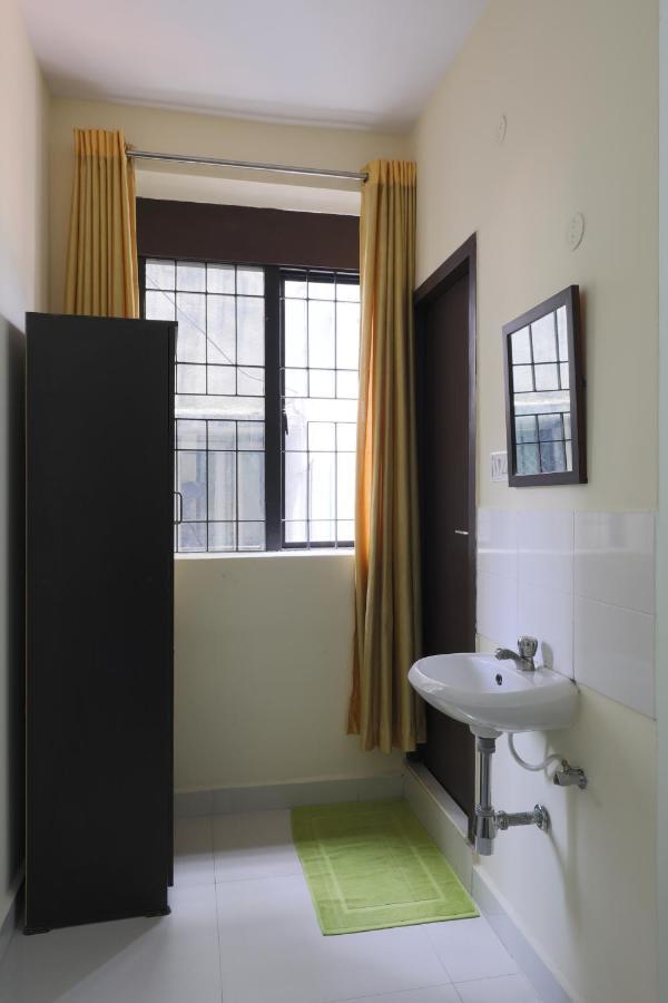 Green Tree Hotel-Near Vfs Global And Ramee Mall 钦奈 外观 照片